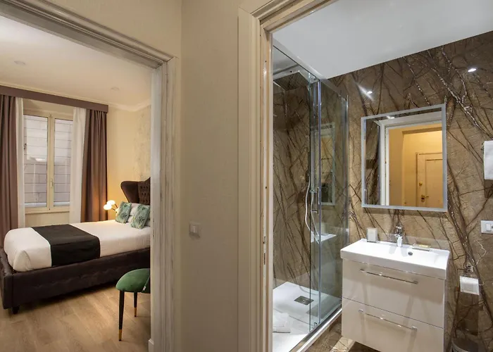 Condotti Boutique Hotel 4*