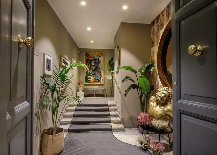 Condotti Boutique Hotel 4*